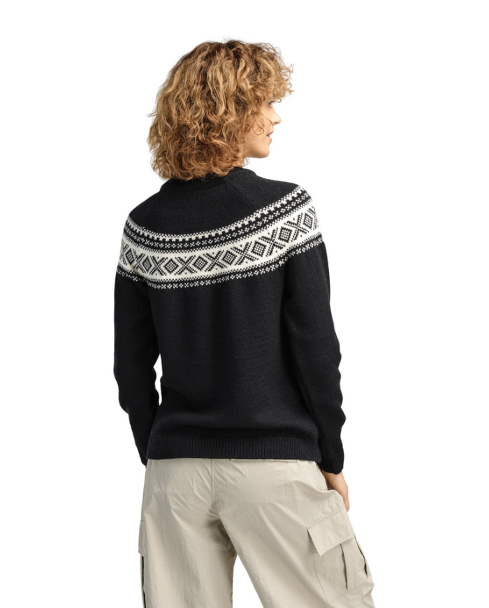 Vagsoy Feminine Sweater