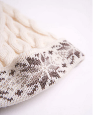 Käsmu hat with jacquard